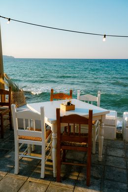 Photography, A Cozy Greek Eatery, Arantza Photography