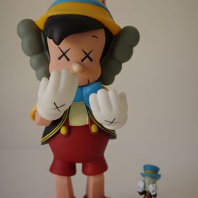 Diseño, Kaws x Disney Pinocchio & Jiminy Cricket, Kaws