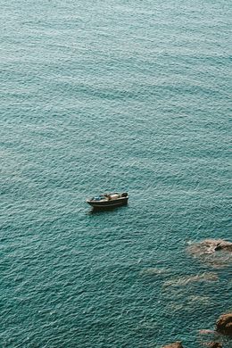 Photography, A Boat's Quiet Rest, Arantza NT Photography