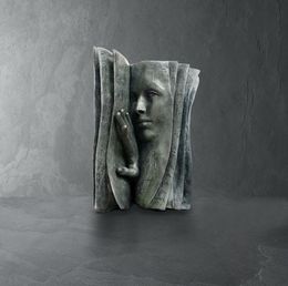 Sculpture, Who is the reader, Paola Grizi