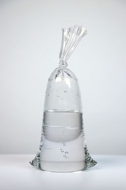 Skulpturen, Water Bag (D8), Dylan Martinez
