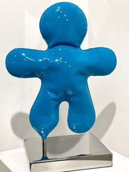 Sculpture, Petit Bonhomme bleu Porsche laqué F1, Henri Iglésis