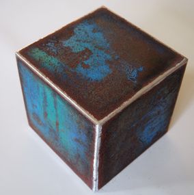 Sculpture, Rusty cube 2, Veronique Hennebelle