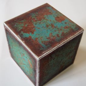 Sculpture, Rusty cube 3, Veronique Hennebelle