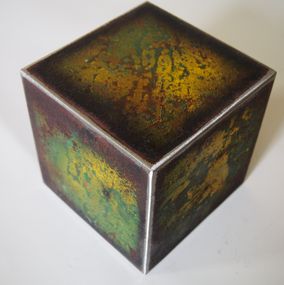Sculpture, Rusty cube 4, Veronique Hennebelle