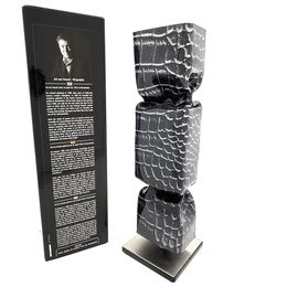 Skulpturen, Croco Leather Look, Ad Van Hassel