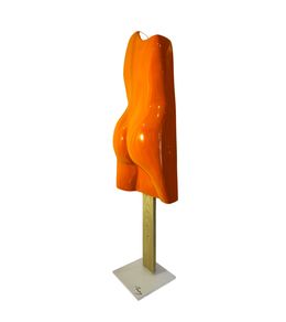 Skulpturen, Esculmau 105 Orange, Arson