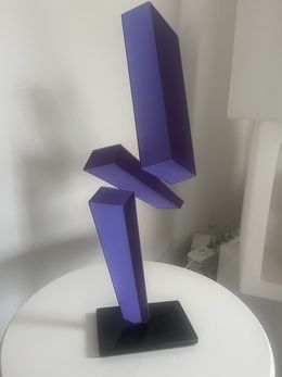 Sculpture, Vertical dislocado, Rafael Barrios