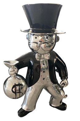 Sculpture, Holding Money, Alec Monopoly