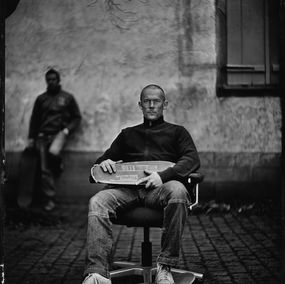 Fotografien, Skate - L'homme aux skates - Série : Human's belongings, Moz - David Vuillermoz