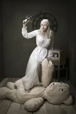 Fotografien, Sacrifice, Mathilde Oscar