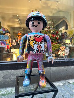 Sculpture, Love Banksy/Keith Haring, Luna