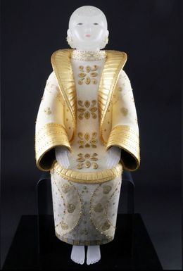 Sculpture, Deco Queen, Vivian Wang