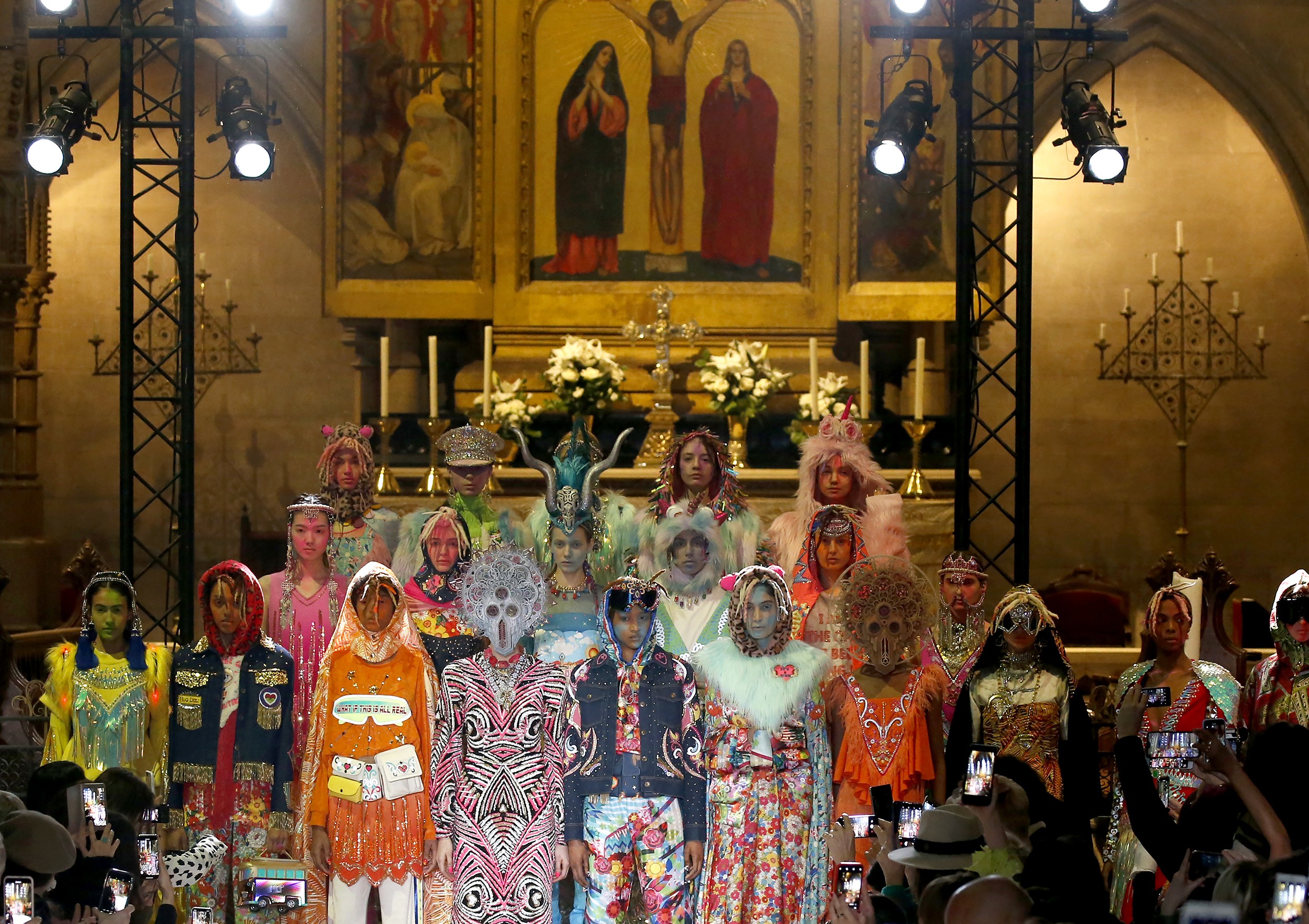 Regis Duvignau, Des Masqués Regis Duvignau, Des Masqués
