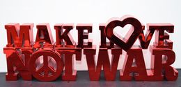 Sculpture, Make love not war, Diederik Van Apple
