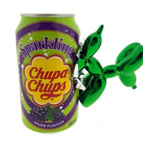 Sculpture, Ballon Dog Gold and Chupa Chups green, Koen Betjes