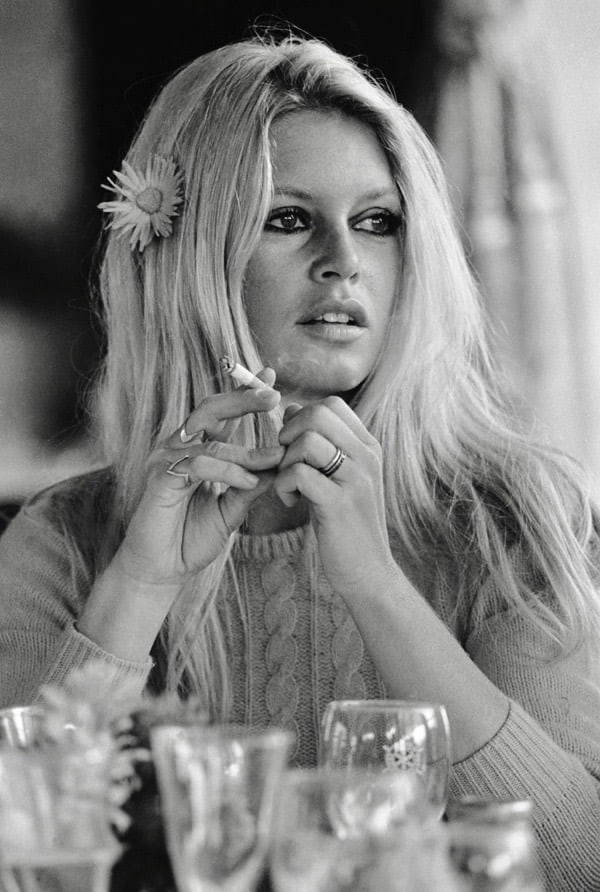 Terry O'Neill, Brigitte Bardot Shalako, Deauville (Co-signed edition) (M) Terry O'Neill, Brigitte Bardot Shalako, Deauville (Co-signed edition) (M)
