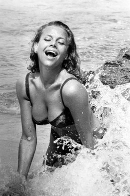 Photography, Honor Blackman for James Bond (M), Terry O'Neill