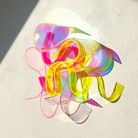 Sculpture, Kringel Dichroic / Pink, Selçuk Dizlek