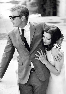 Fotografien, Michael Caine with Giovanna Ralli, Terry O'Neill
