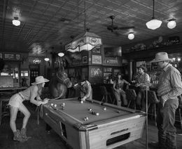 Photographie, Trouble At The Old Saloon (M), Beau Simmons