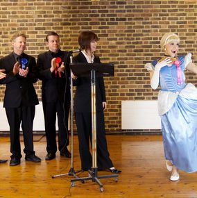 Fotografien, Cinderella Wins a Seat In Parliament, Sarah Maple