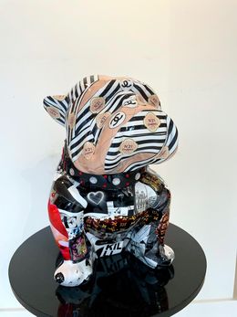 Sculpture, Dog Chanel, Naor