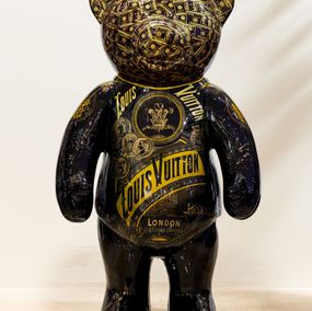 Sculpture, Louis Vuitton Bear XXL, Ghost Art