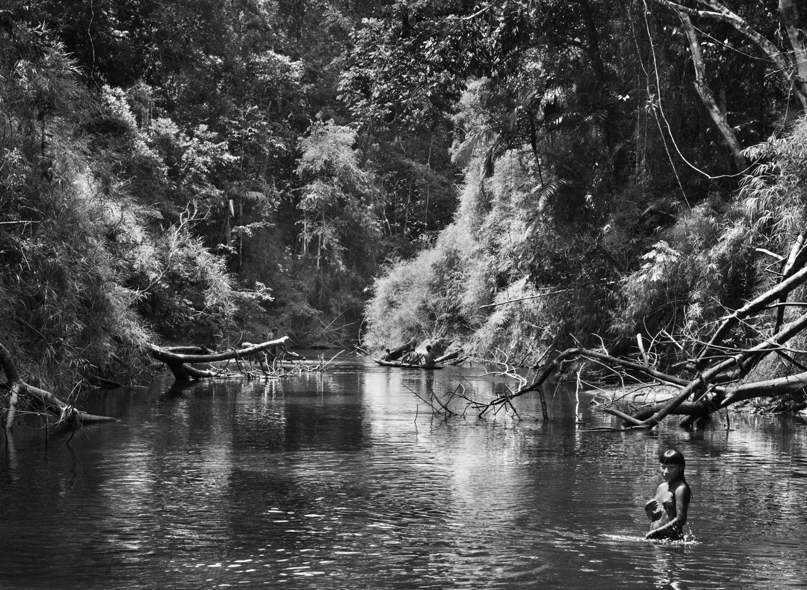 Sebastião Salgado, Young Hatiri bathes in a backwater of the Pretão stream, which the indigenous people call Jukihi. Suruwahá Indigenous Territory, State of Amazonas, Brazil (S) Sebastião Salgado, Young Hatiri bathes in a backwater of the Pretão stream, which the indigenous people call Jukihi. Suruwahá Indigenous Territory, State of Amazonas, Brazil (S)