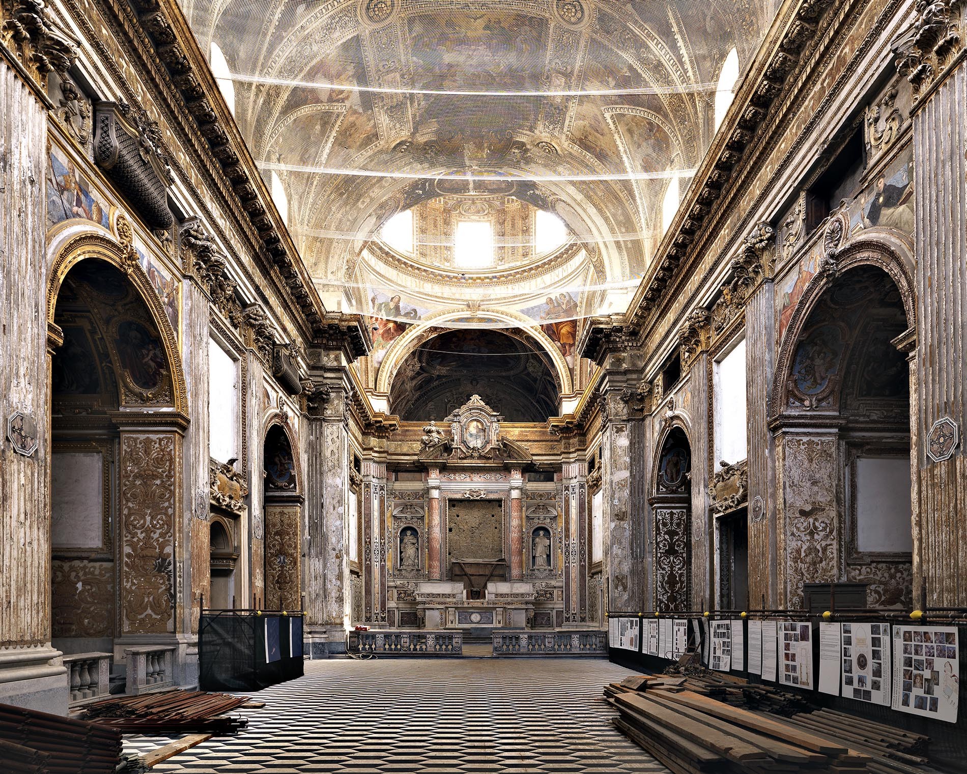Massimo Listri, Chiesa di Santa Maria della Sapienza, Naples, Italy Massimo Listri, Chiesa di Santa Maria della Sapienza, Naples, Italy