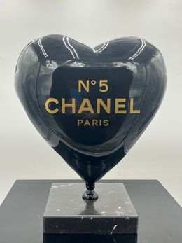 Sculpture, Chanel heart, Naor