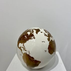 Sculpture, Globe White resin, Bruno Helgen
