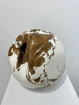 Sculpture, Globe White resin, Bruno Helgen