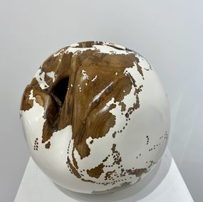 Skulpturen, Globe White resin, Bruno Helgen