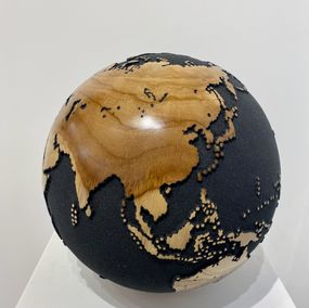 Sculpture, Globe Black sand, Bruno Helgen