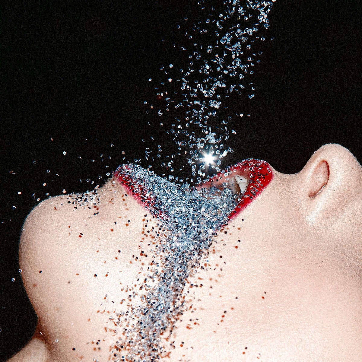 Tyler Shields, Glitter pour Tyler Shields, Glitter pour