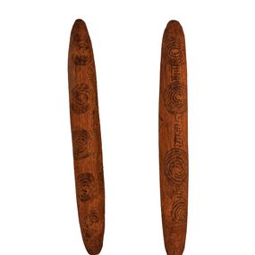 Sculpture, Paire de bâtons de musique, Anonyme - Art aborigène