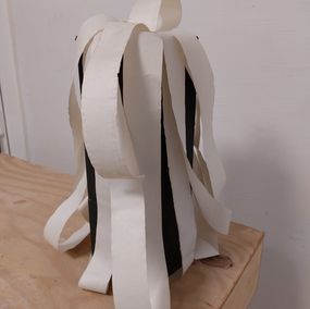 Skulpturen, Tower of a white flower, Gotcha Gaios