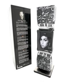 Sculpture, Luxury Art Toffee - Amy Winehouse, Michael Daniels