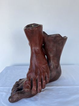Sculpture, Pied de femme sur pied d’homme : Et Alors?, Brigitte De Cesco