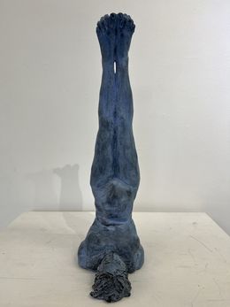Sculpture, La chandelle posture de yoga Viparita Karanasana, Brigitte De Cesco