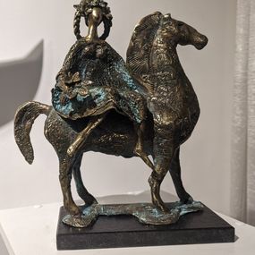 Skulpturen, Legend, Rumiana Rusinova