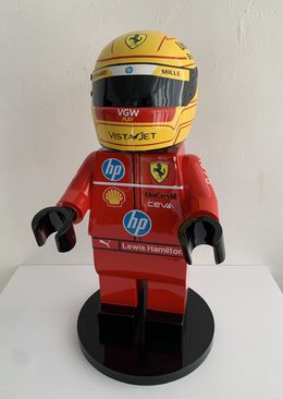 Skulpturen, Lewis Hamilton 2025 brick, Ian Philip