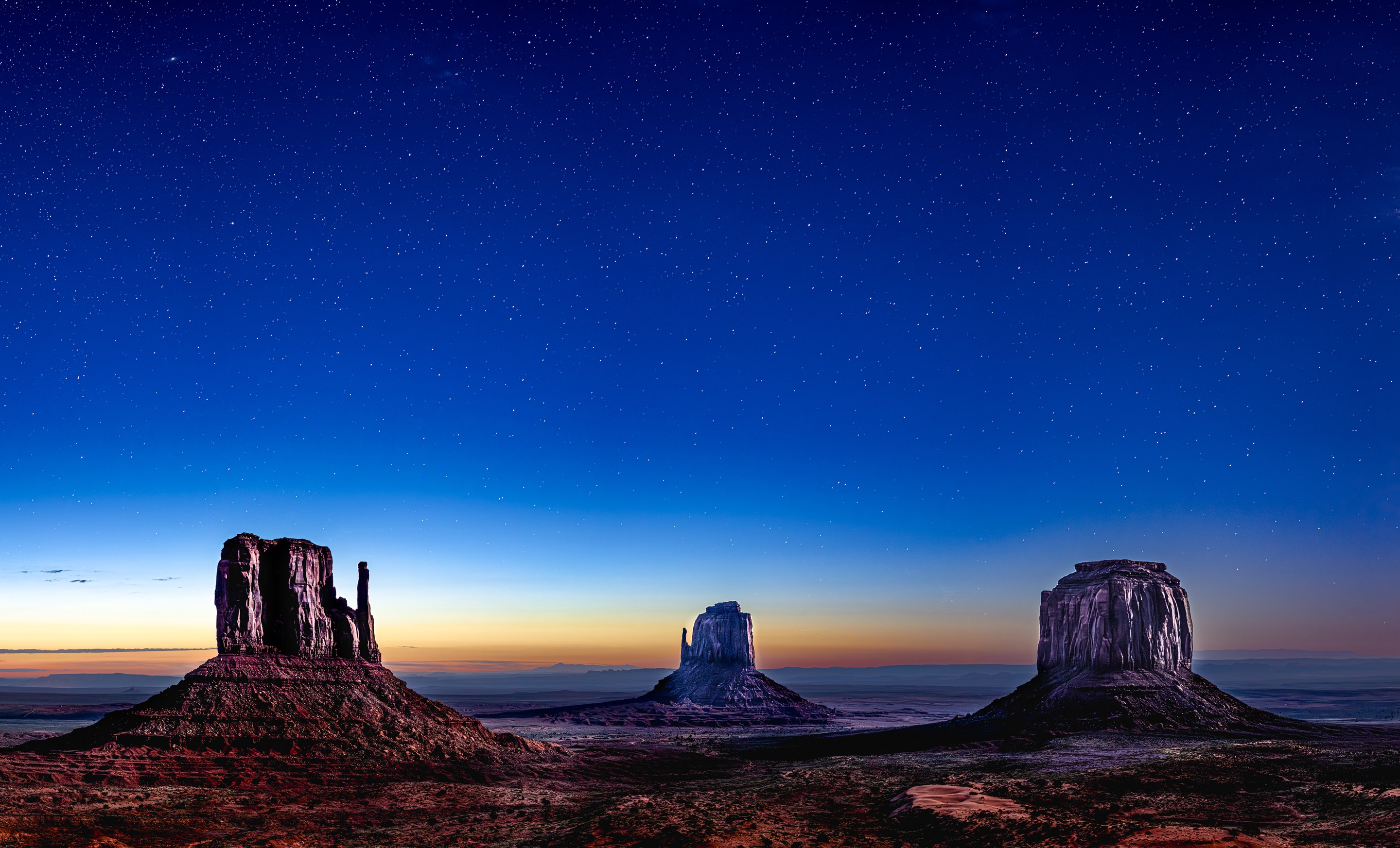 Philip Richard, Out of Earth - Monument Valley 1/10 Philip Richard, Out of Earth - Monument Valley 1/10