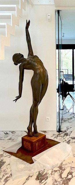 Sculpture, Reach Out, Marc De Corte