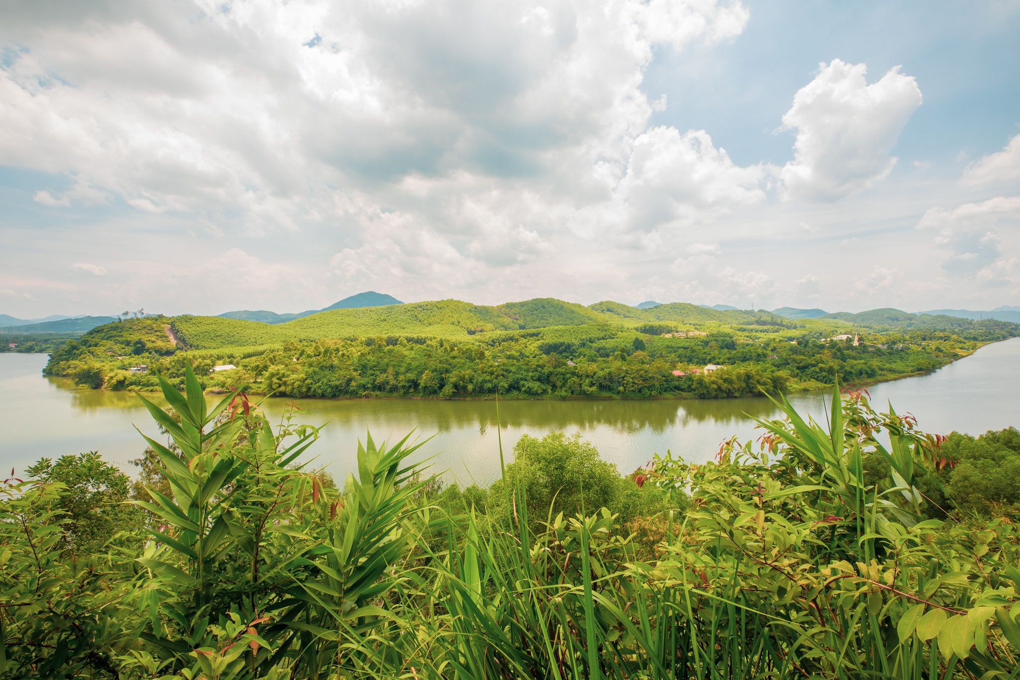 Viet Ha Tran, Romantic River Viet Ha Tran, Romantic River