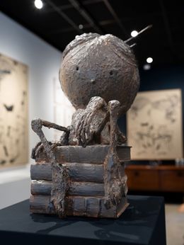 Sculpture, Perchée sur les livres, Afat One