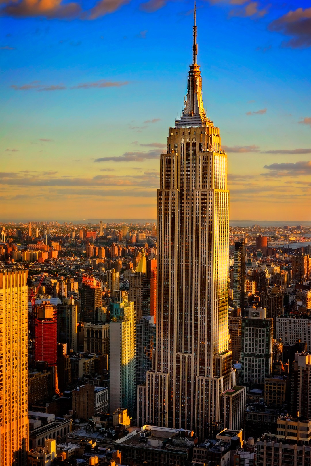 Beyti Barbaros, Empire State Building at sunset Beyti Barbaros, Empire State Building at sunset
