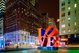 Photography, Love Sculpture from Manhattan, New york City, Beyti Barbaros