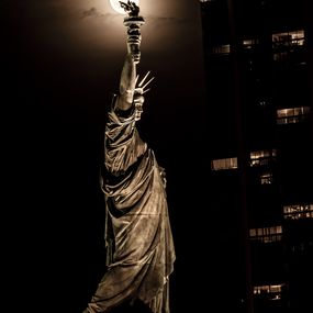 Photographie, Full Moon sur la Statue de la Liberté, Théo Castillon